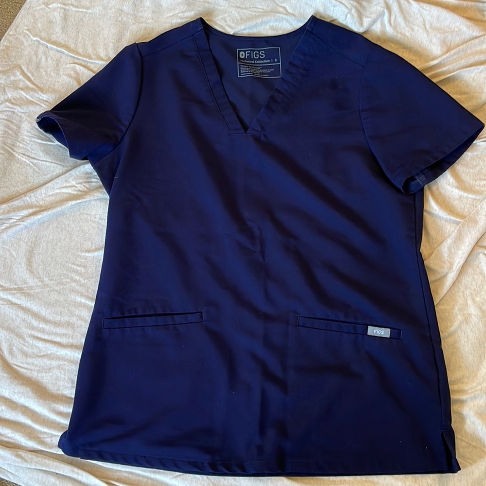 Figs Casma Three Pocket Scrub Top